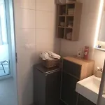 2x2x2 - Nový 2 Izbový Apartmán, 2-minúty Od Letiska, 2- Garáže Appartamento Bratislava
